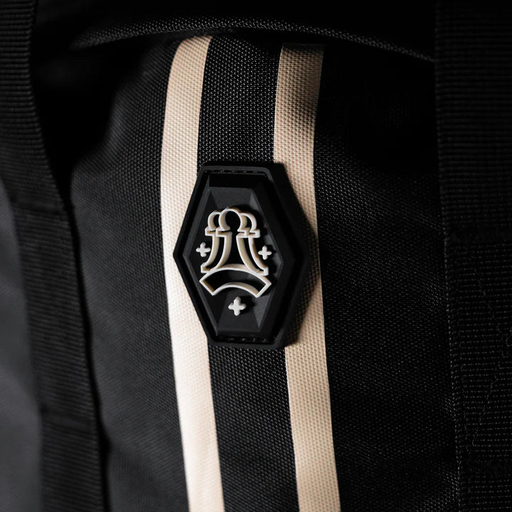 FRONT The Pawn New Wave Backpack D523 - BLACK - M